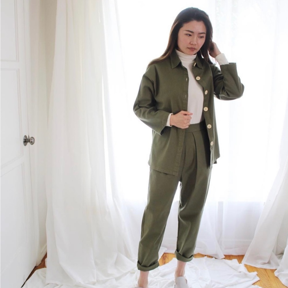 Mien Studio Pant in Cedar Green